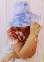 Load image into Gallery viewer, Static Dye T-Shirt - Pottery